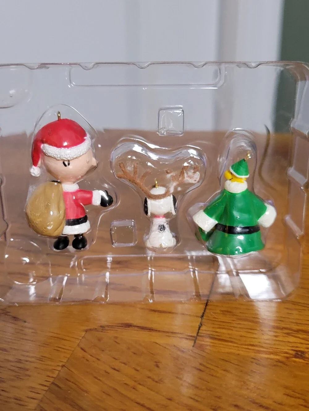 2008 Hallmark The Peanuts Gang Full Of Christmas Spirit